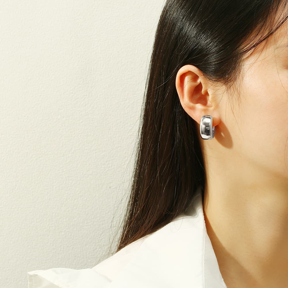 European and American cross-border popular geometric high-end vintage earrings lightweight and thick C-shaped open earrings wholesale 3