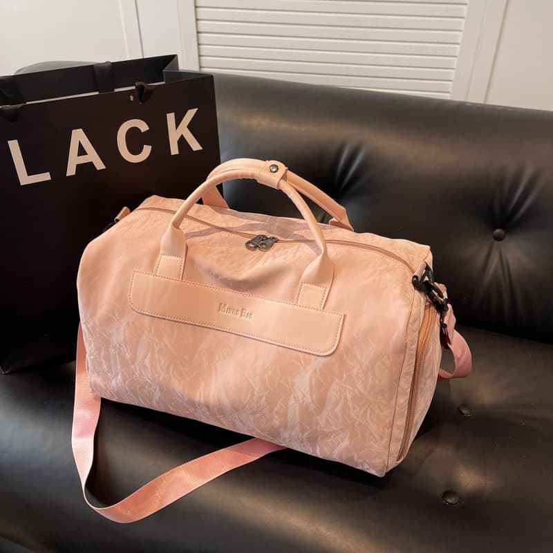 Short-distance travel bag women's new large-capacity fashionable business trip luggage backpack portable shoulder sports fitness bag 1