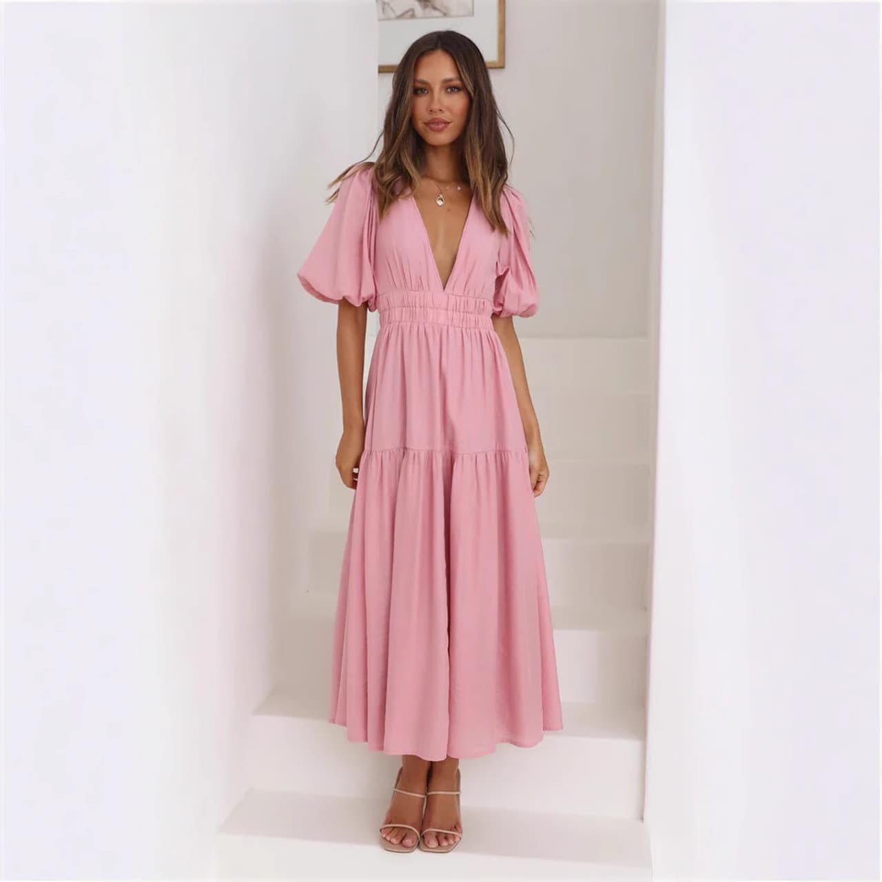 2025 European and American Summer Fashion New Style Amazon Hot Selling High-end V-neck Puff Sleeve Holiday Dress for Women 5