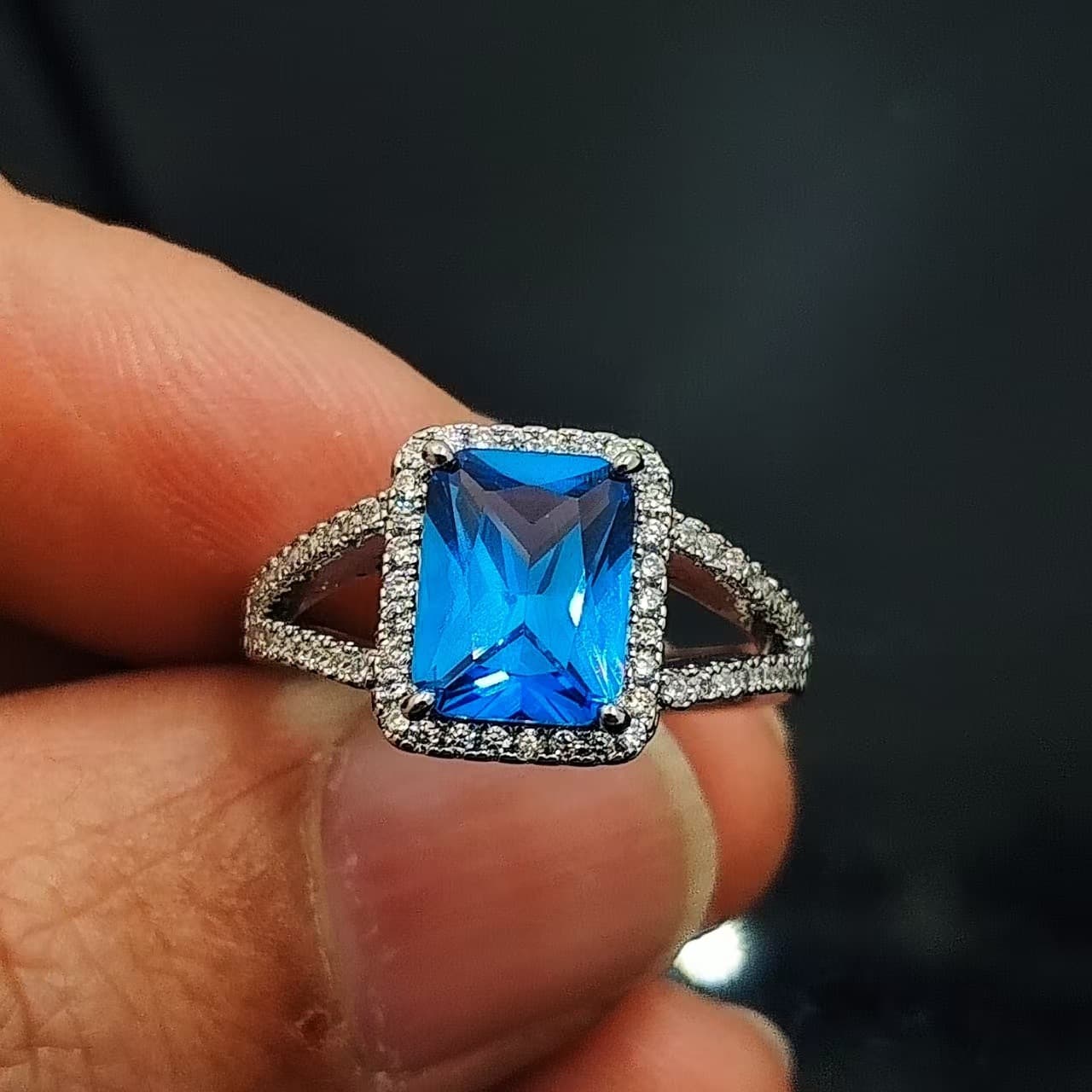 Cross-border special supply of 8*10 rectangular ruby ​​ring for women wholesale high carbon diamond ring jewelry jewelry earrings 4