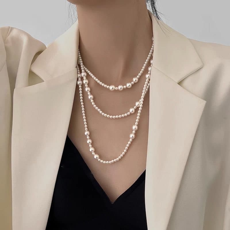 2025 New Pearl Necklace Fashion Simple Sweater Fragrance Necklace Temperament Multi-Layered Collarbone Necklace 3