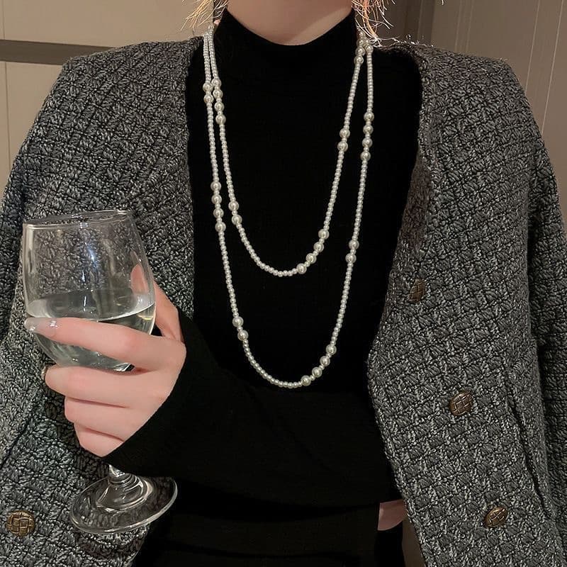 2025 New Pearl Necklace Fashion Simple Sweater Fragrance Necklace Temperament Multi-Layered Collarbone Necklace 5
