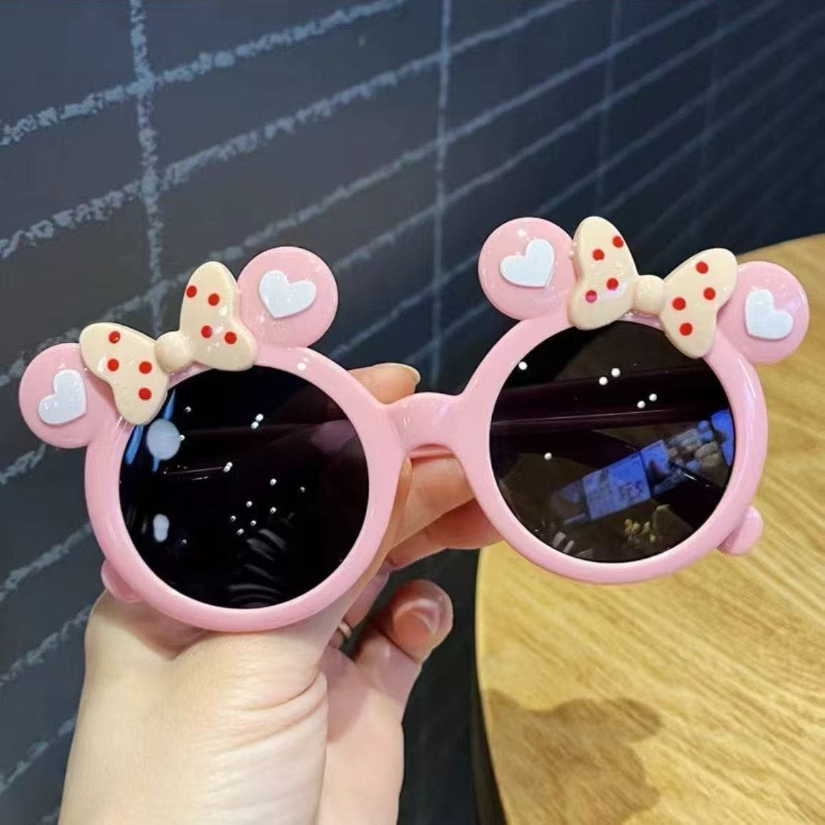 Cartoon Mickey Cute Baby Sunglasses with Bow Children's Fashion Personalized Sunglasses Trendy Sunshade Glasses for Boys and Girls 10