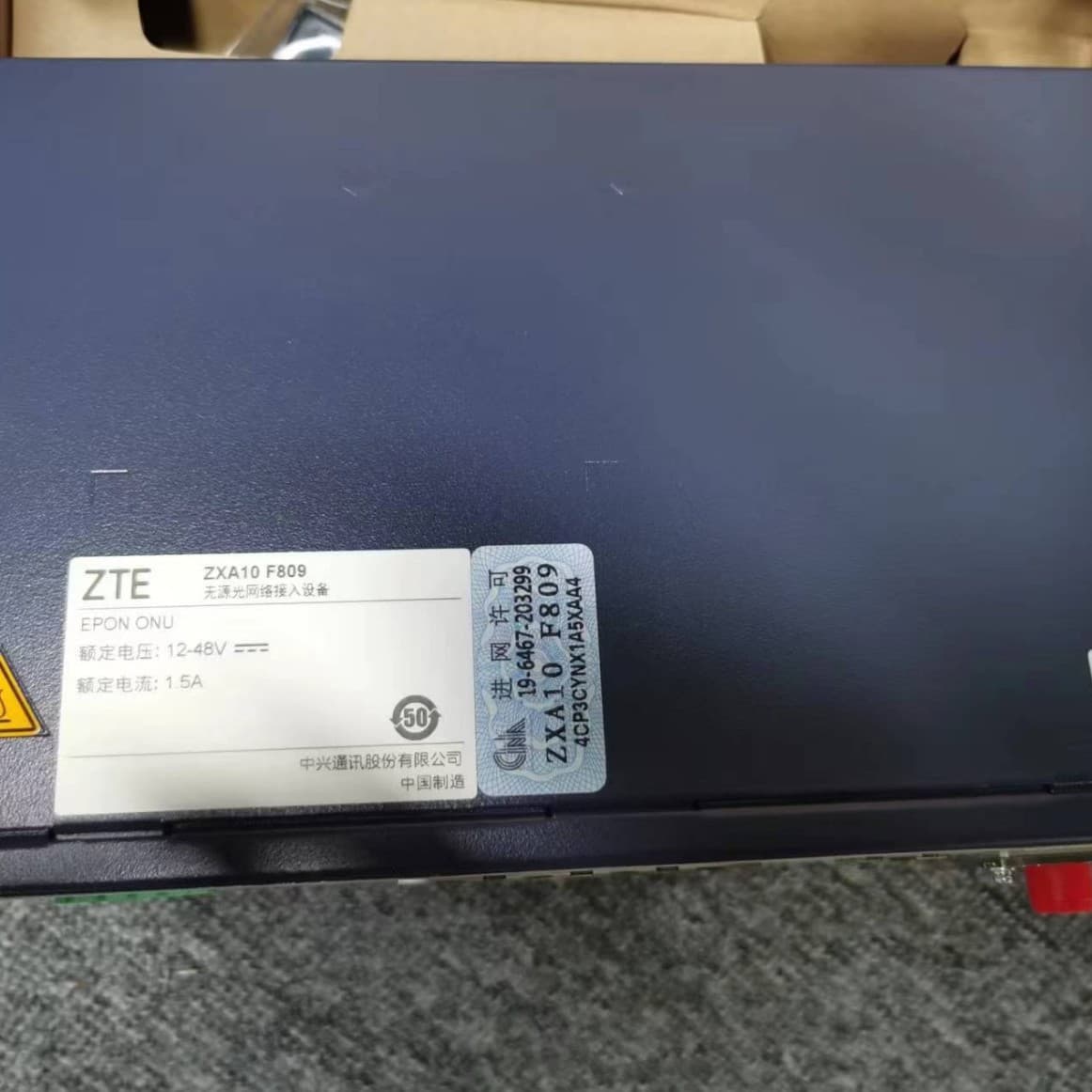 ZTE ZXA10F814-24GE E821-XGS ONU equipment optical network unit 2