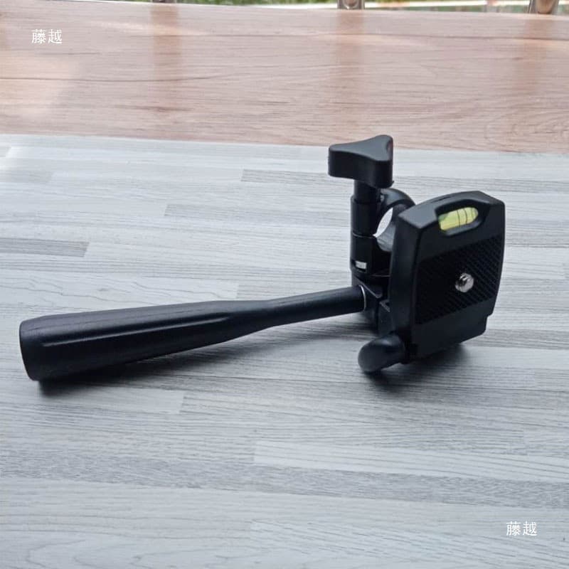 Three-dimensional pan/tilt camera tripod accessories mobile phone video live broadcast night fishing laser cannon light connection bracket clip head 4