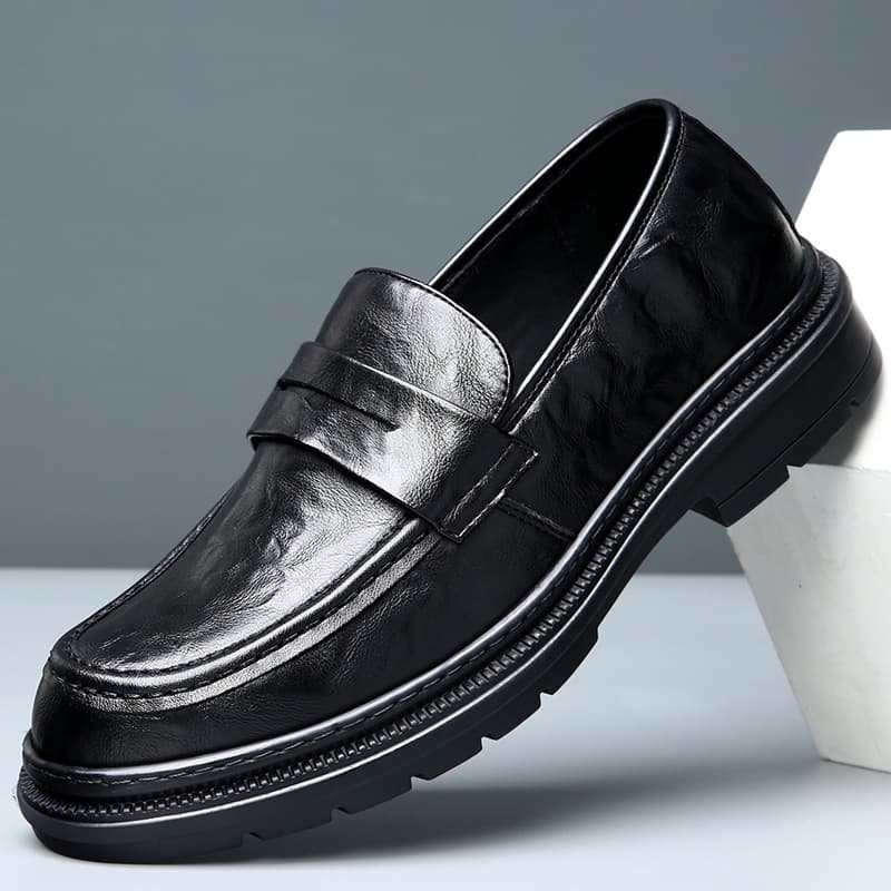 Leather shoes for men, autumn new business men's shoes, thick-soled slip-on casual leather shoes, comfortable and lightweight lazy loafers 2