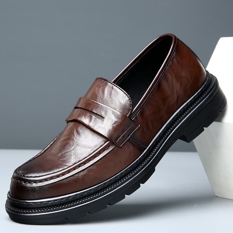 Leather shoes for men, autumn new business men's shoes, thick-soled slip-on casual leather shoes, comfortable and lightweight lazy loafers 3