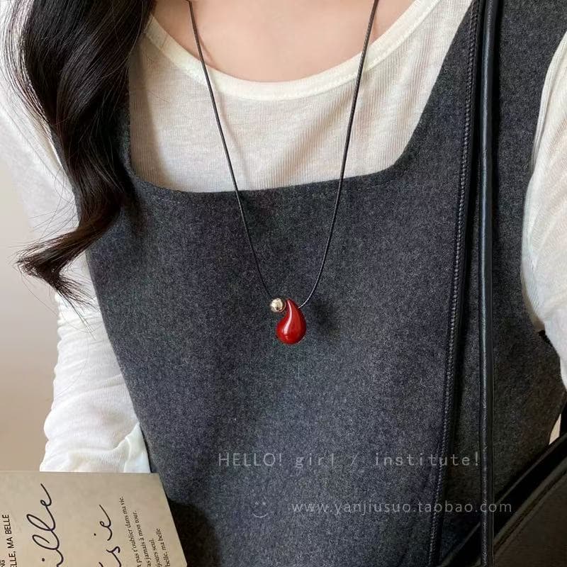 Korean style fever's same style irregular metal love necklace for women, high-end, elegant, simple and versatile accessories necklace 3