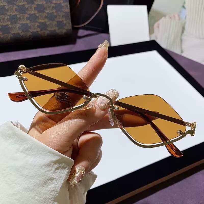 New half-frame rhombus sunglasses metal women's sunglasses European and American fashion cross-border small frame high-end sunglasses 3