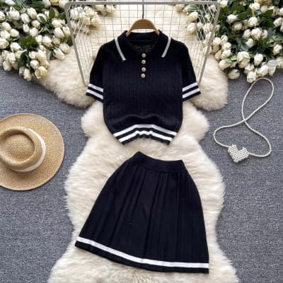 Summer new versatile sweater two-piece suit for women, retro contrasting short-sleeved top + high-waisted pleated skirt 7