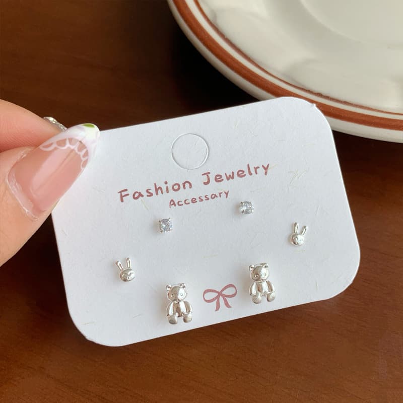 Cartoon Cute Silver Small Earrings for Women Silver Needle Temperament Puppy Cat Small Simple Daily Versatile Student Earrings 8