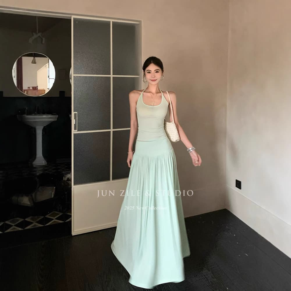 Suit skirt women's spring vacation style lazy long skirt skirt pure desire hollow camisole sleeveless top 3