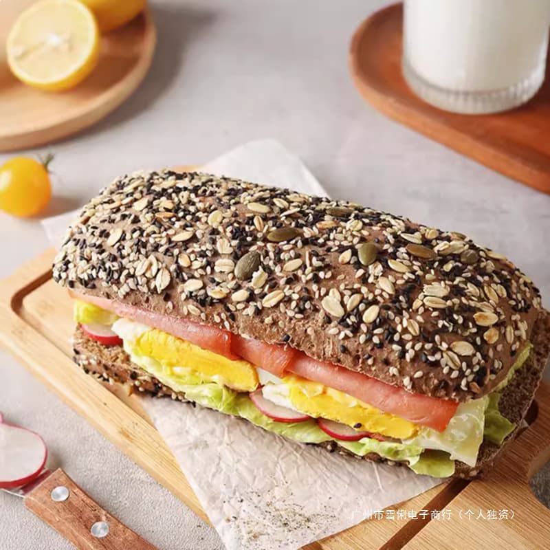 Hamburger embryo healthy breakfast food bread ciabatta whole wheat low-fat ribba English muffin sandwich panini 1