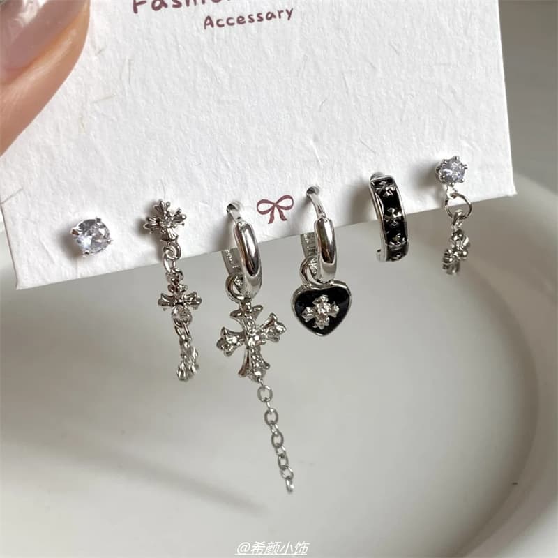 Sweet and Cool Girl Dark Star Love Stud Earring Set Niche Design Cold Style Exquisite Small Earrings 4