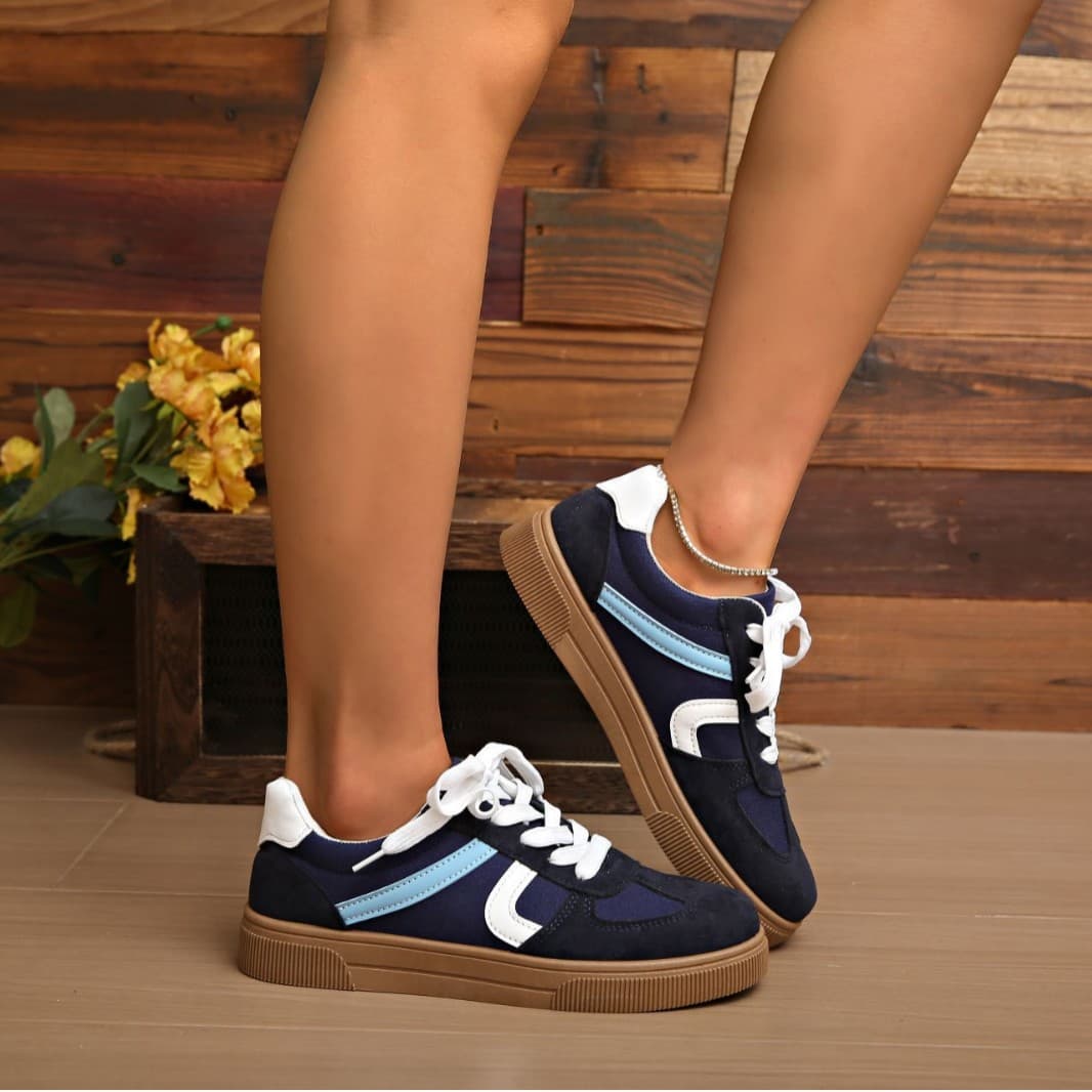 2025 New White Shoes Women's Flat Lightweight Breathable Moral Training Shoes Versatile Fashion Casual Shoes Simple Style Sports Shoes 4
