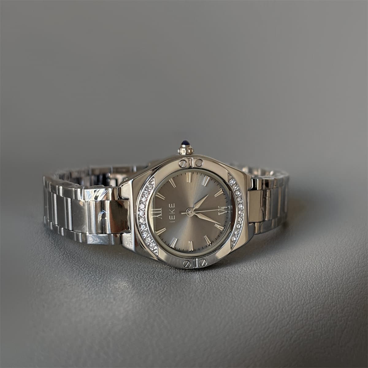 IEKE2025 New Rhinestone Disc Steel Band Watch Temperament Fashion Steel Band Quartz Watch Casual Women's Watch 2