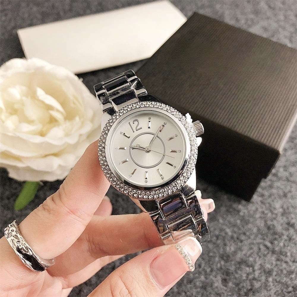 Watches for women, light luxury, simple temperament, internet celebrity fashion, popular rhinestone fashion quartz women's watch 2025 rose gold 1
