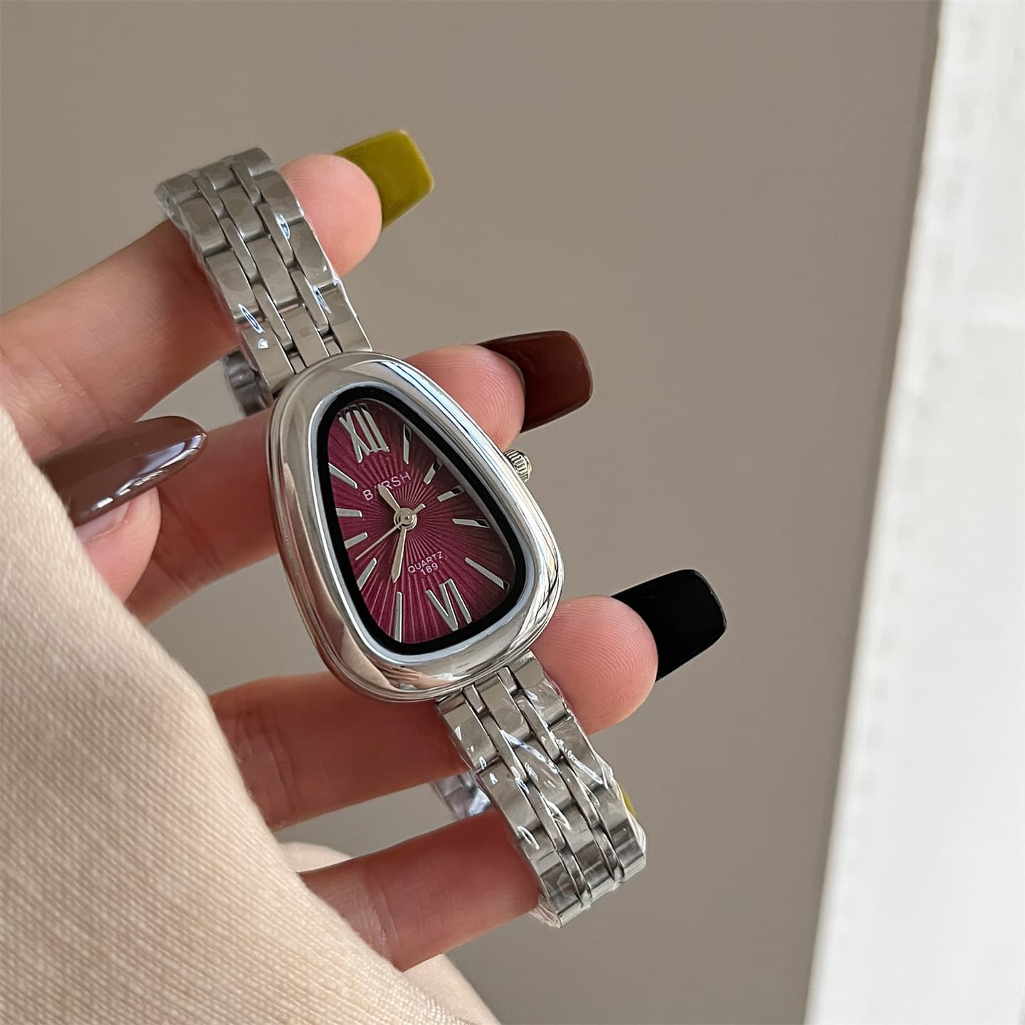 BARSH silver snake head steel band watch women's niche light luxury simple retro high-end quartz watch women's watch 1