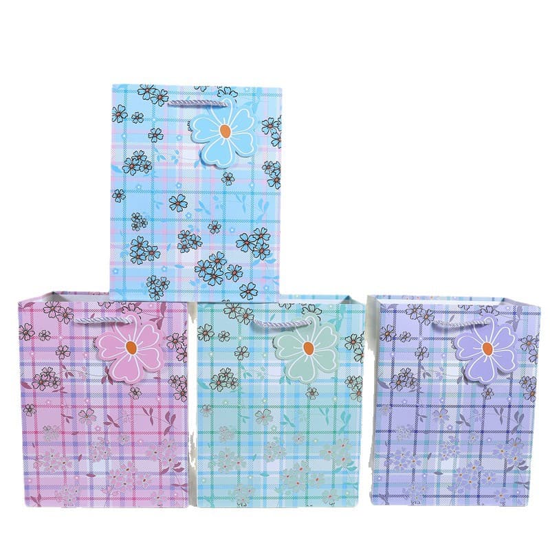 Mother's Day White Card Handbag Flower Season Gift Packaging Spot Wholesale Blue Petal Paper Gift Bag 6