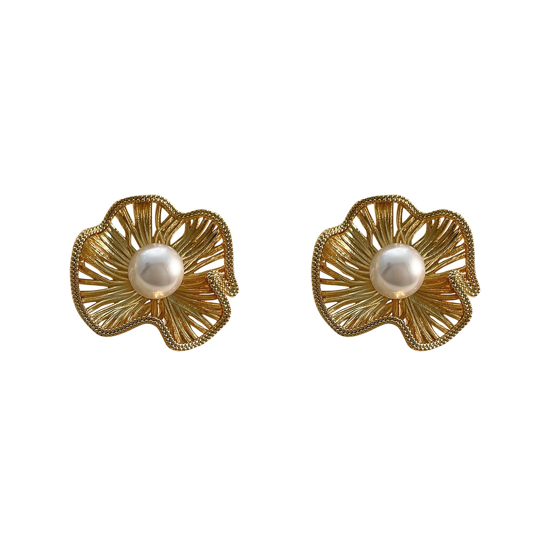 Matte metal pleated flower pearl earrings, light luxury, small fragrance, French style, elegant, versatile niche earrings for women 6