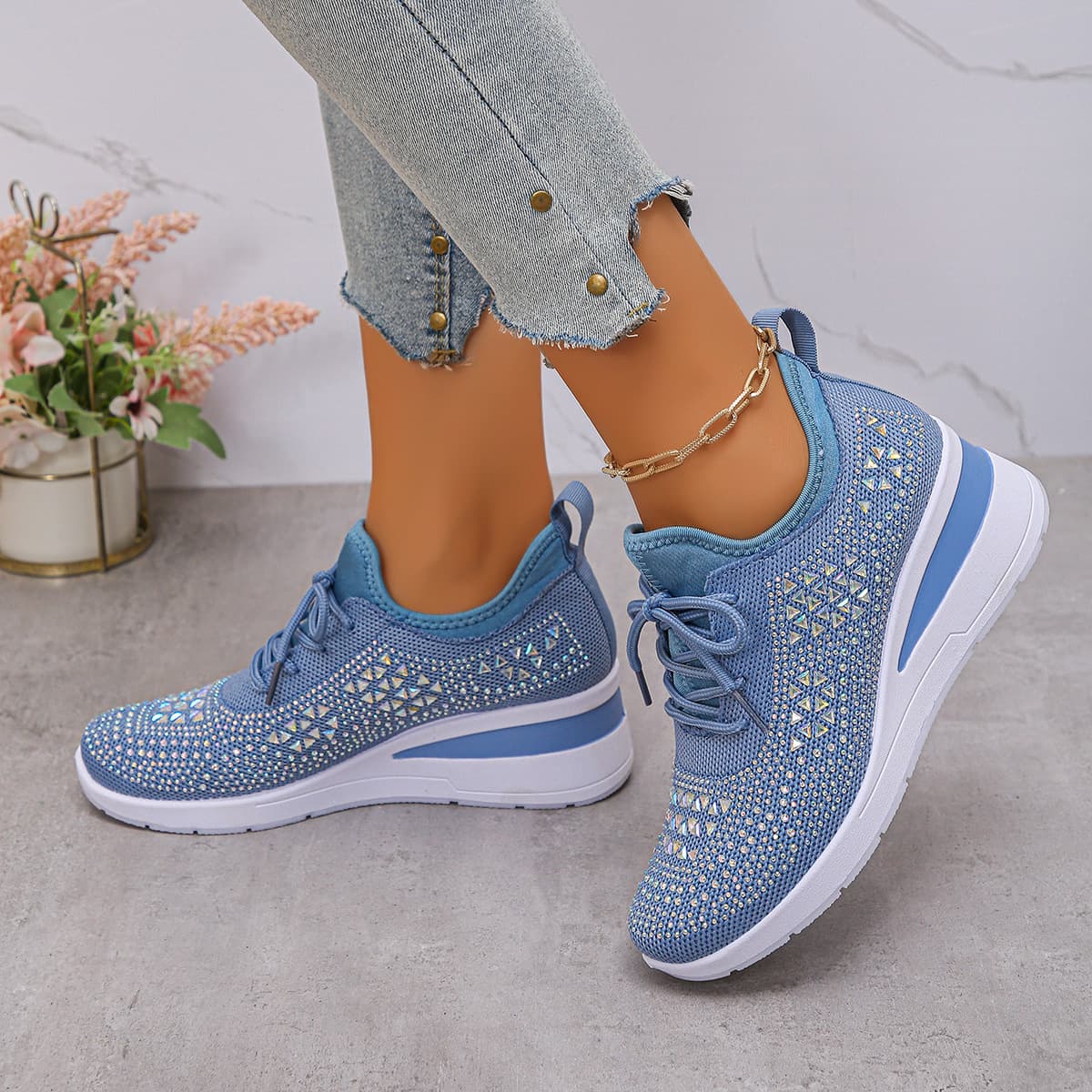 Cross-border rhinestone lace-up women's casual shoes low-cut sports fashion style foreign trade wholesale daily commuting suitable for comfort 7
