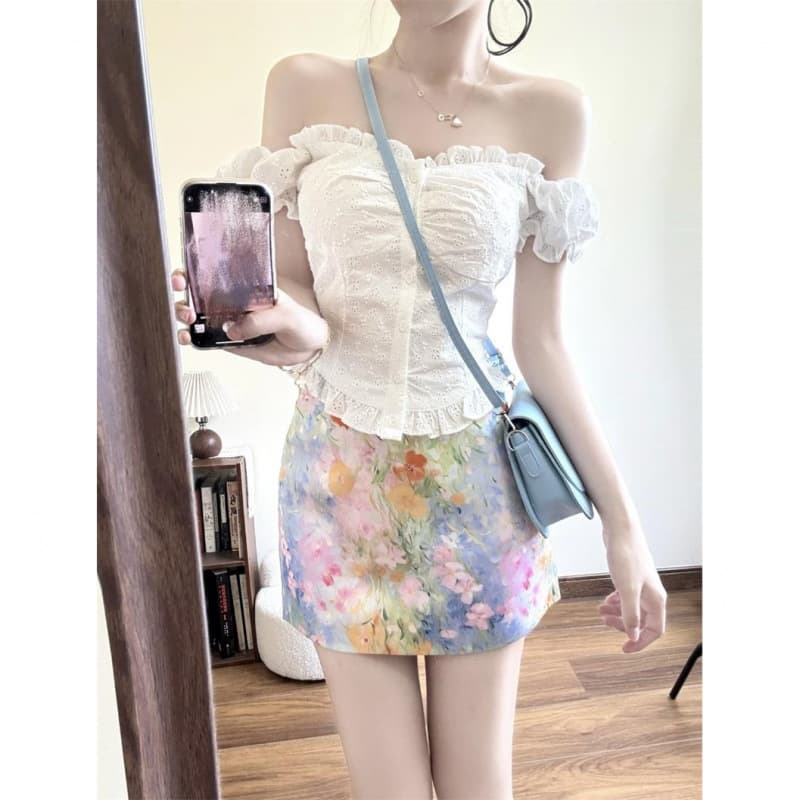Hot girl suit French hollow waist short-sleeved shirt women's summer blooming flower skirt hip-covering skirt two-piece set 3