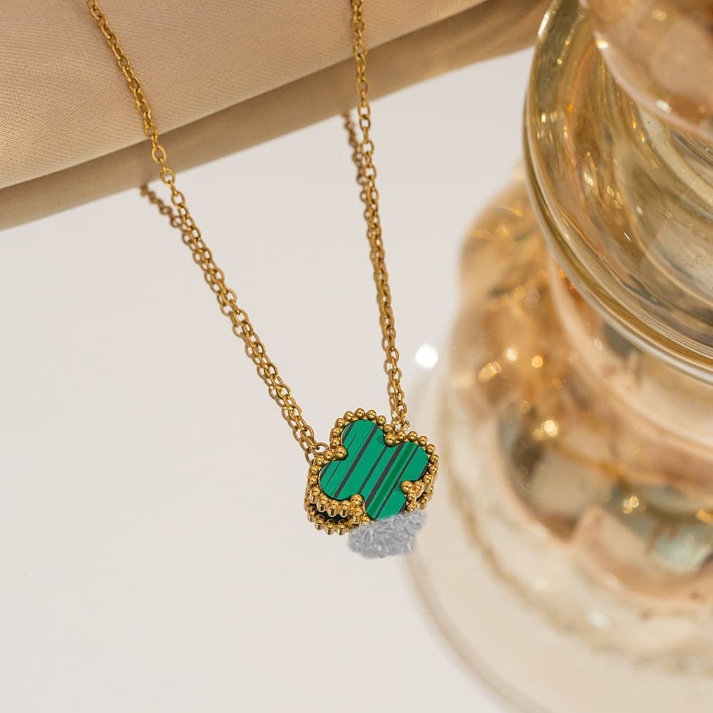 Cross-border lucky four-leaf clover necklace titanium steel light luxury high-end female trendy double-sided design clavicle necklace jewelry 7