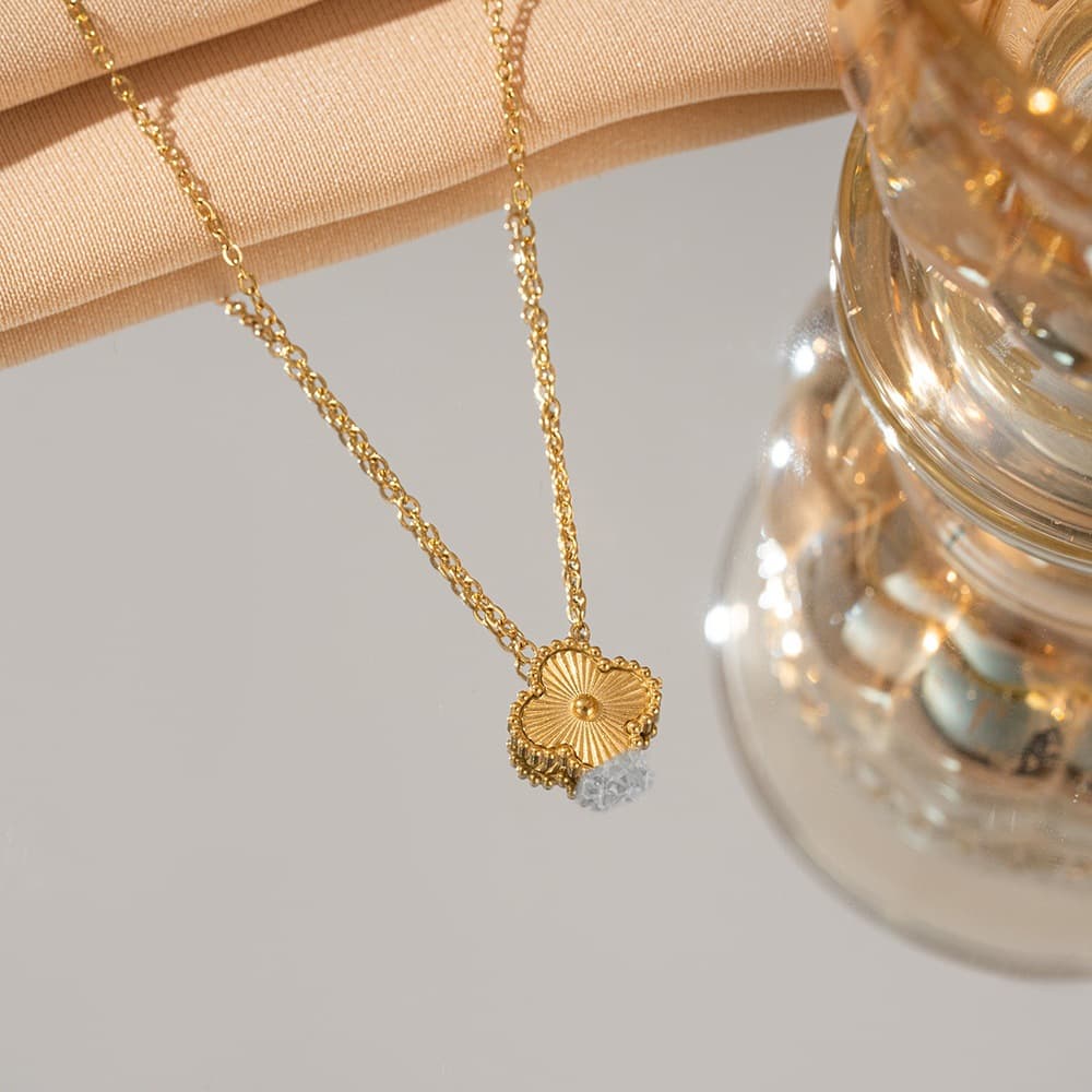 Cross-border lucky four-leaf clover necklace titanium steel light luxury high-end female trendy double-sided design clavicle necklace jewelry 9