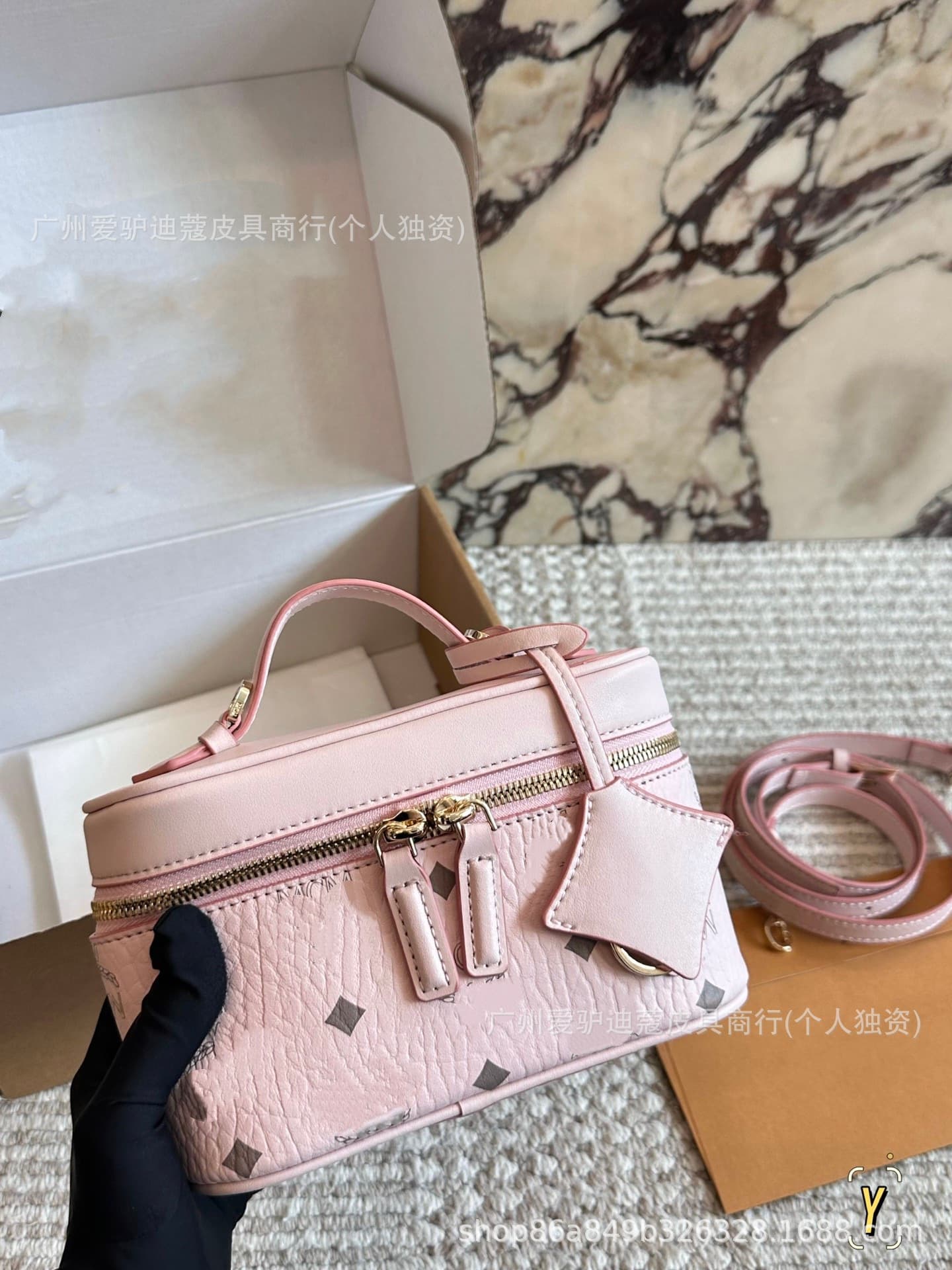 MC white dm style leather bag autumn women's 2026 portable tote bag vegetable basket bucket bag single shoulder crossbody backpack 7