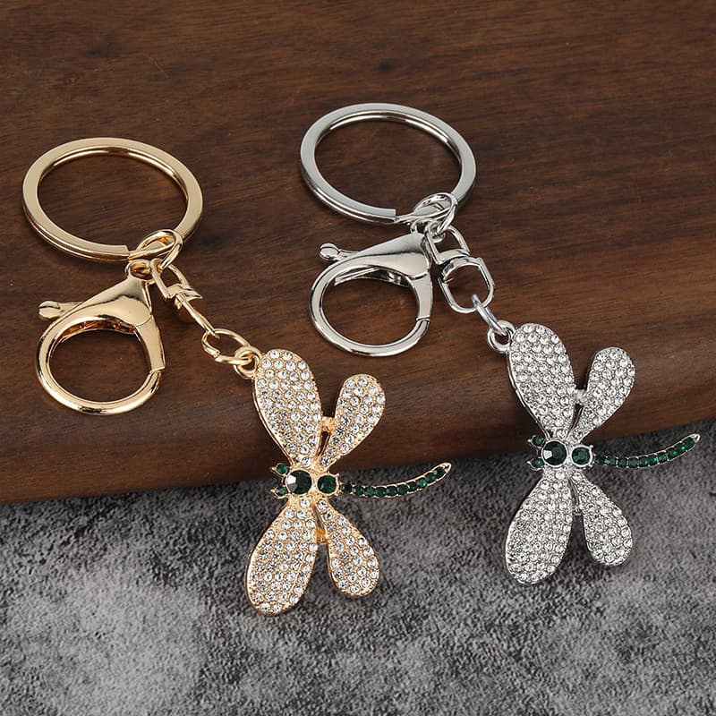Cross-border hot selling Korean high-end fashion crystal cute dragonfly key pendant trendy exquisite cute accessories wholesale