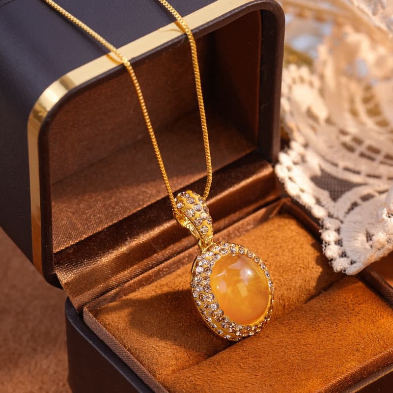 Beeswax jade inlaid zircon earrings necklace ring three-piece set women's retro light luxury jewelry ring wholesale 5