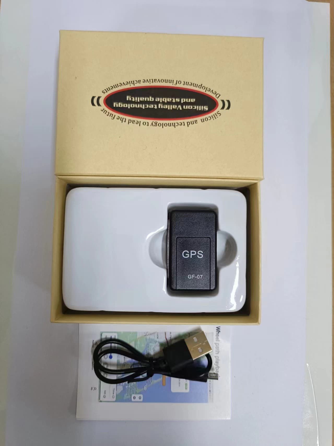GF07 locator, anti-lost device for the elderly and children, GPS vehicle mounted strong magnet, no installation required, GF07 manufacturer 9