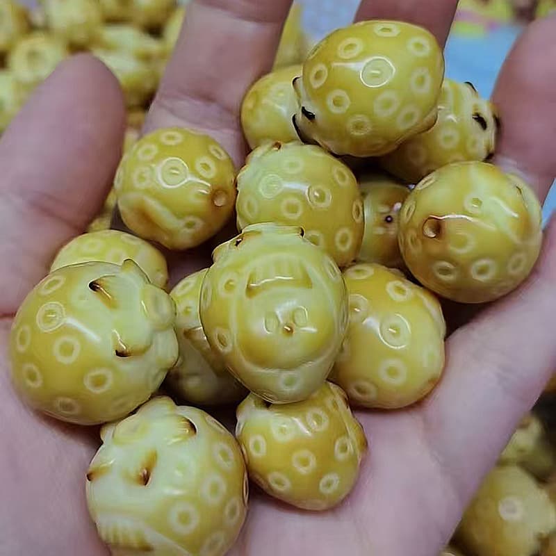 Ivory Fruit Loose Beads Charcoal Grilled Carving Handmade DIY Buddha Beads Rosary Jewelry Wenwan Bracelet Jewelry Accessories Wholesale 9