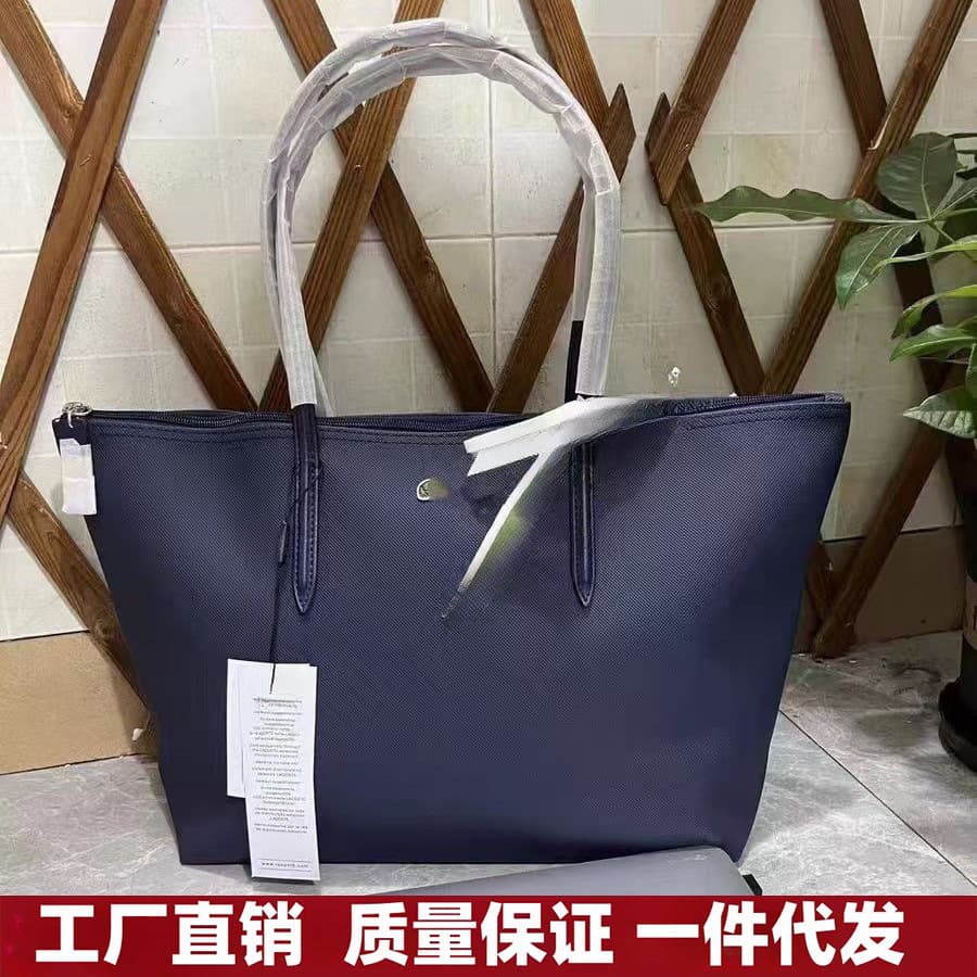 New French crocodile women's bag shopping bag large capacity shoulder bag light and simple commuter tote bag handbag 1