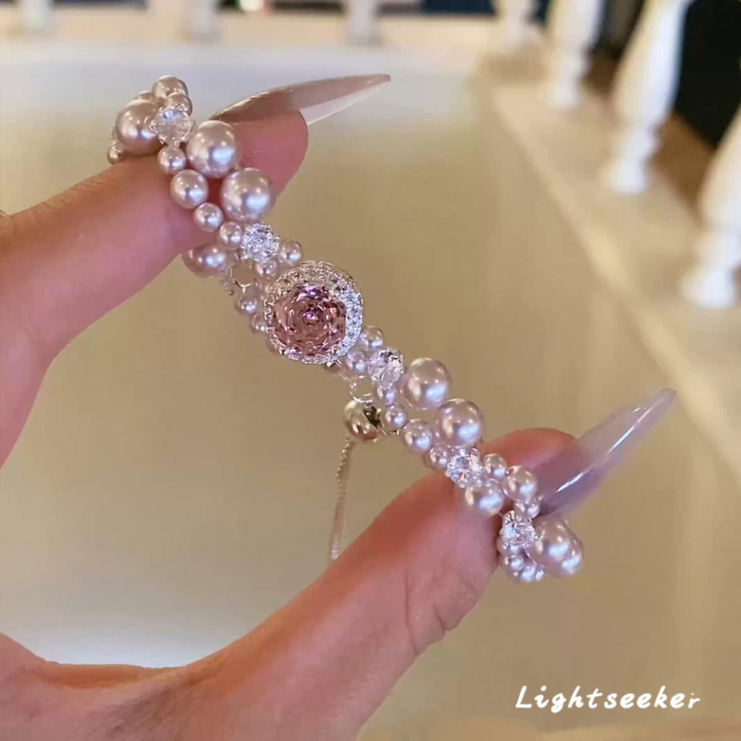 French style sparkling pink rose diamond pearl bracelet for women, sweet, fashionable, exquisite and high-value hand jewelry 1