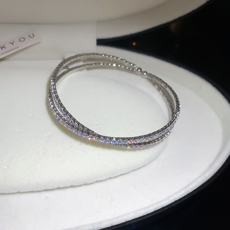 Light luxury flower spliced ​​zircon bracelet bracelet niche high-end fashion bracelet commuting unique design jewelry for women 9
