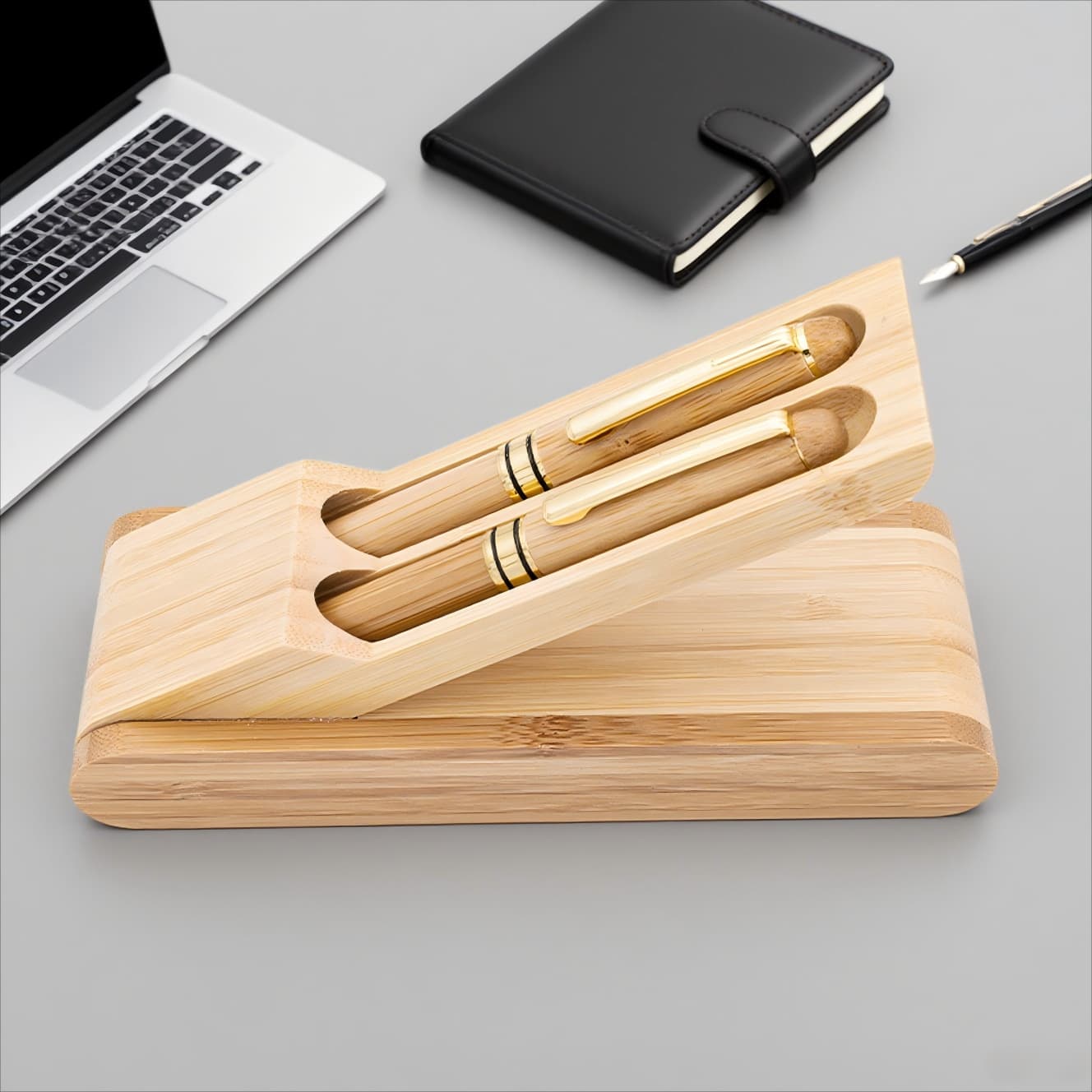 Business meeting bamboo wood pen gift set wooden ballpoint pen corporate annual meeting graduation gift signature pen 2
