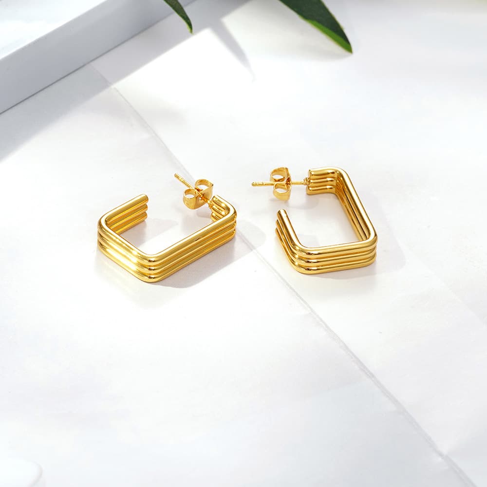 IMI European and American ins style cross-border hot sale extra large lightweight C-shaped creative earrings stainless steel YE305 2