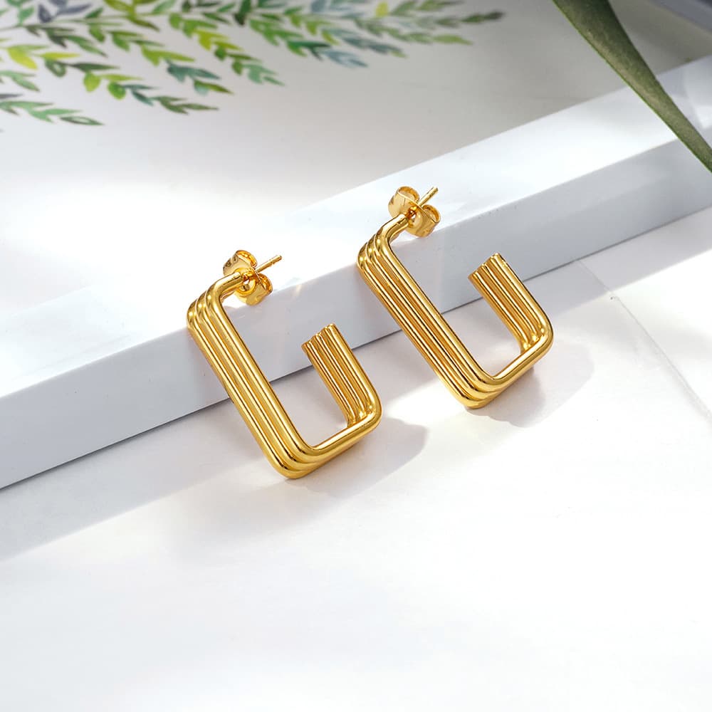 IMI European and American ins style cross-border hot sale extra large lightweight C-shaped creative earrings stainless steel YE305 4