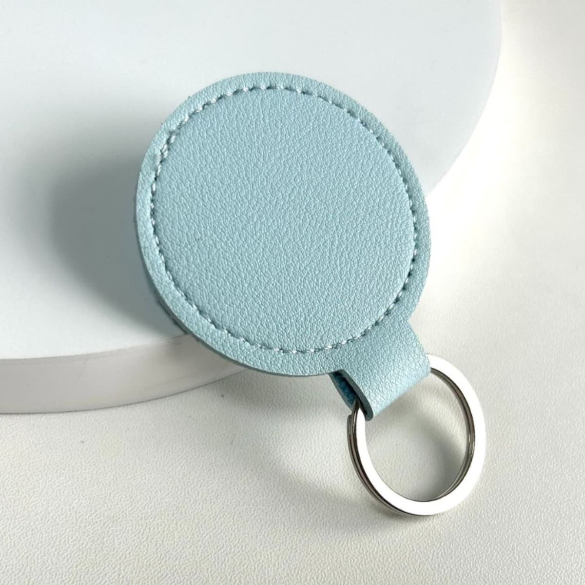 Amazon PU leather keychain simple storage business car bag accessories leather DIY keychain light luxury 8