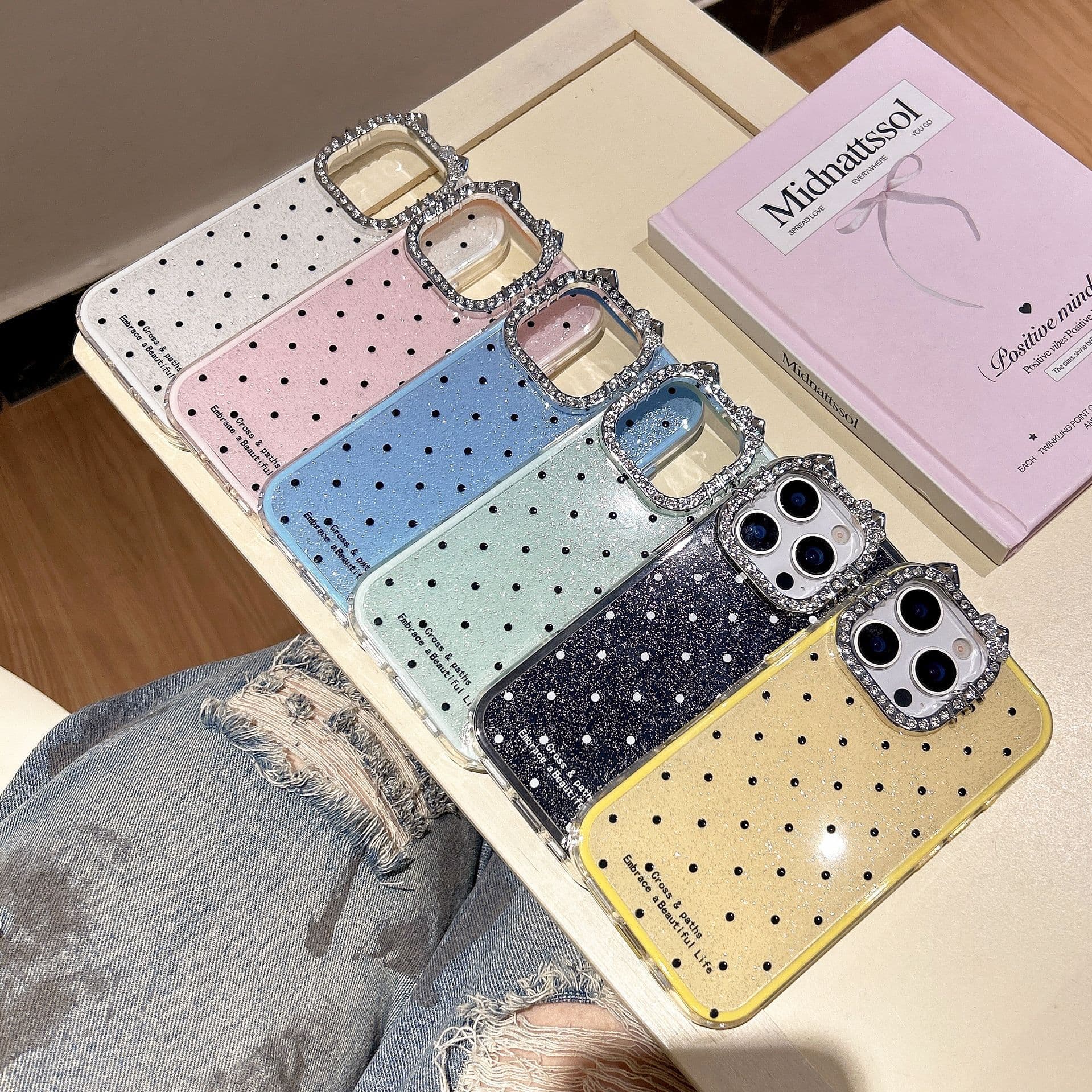 Internet celebrity high-looking polka dot suitable for iPhone17 mobile phone case 14 Apple 15 promax advanced 13 anti-fall 15 women 2