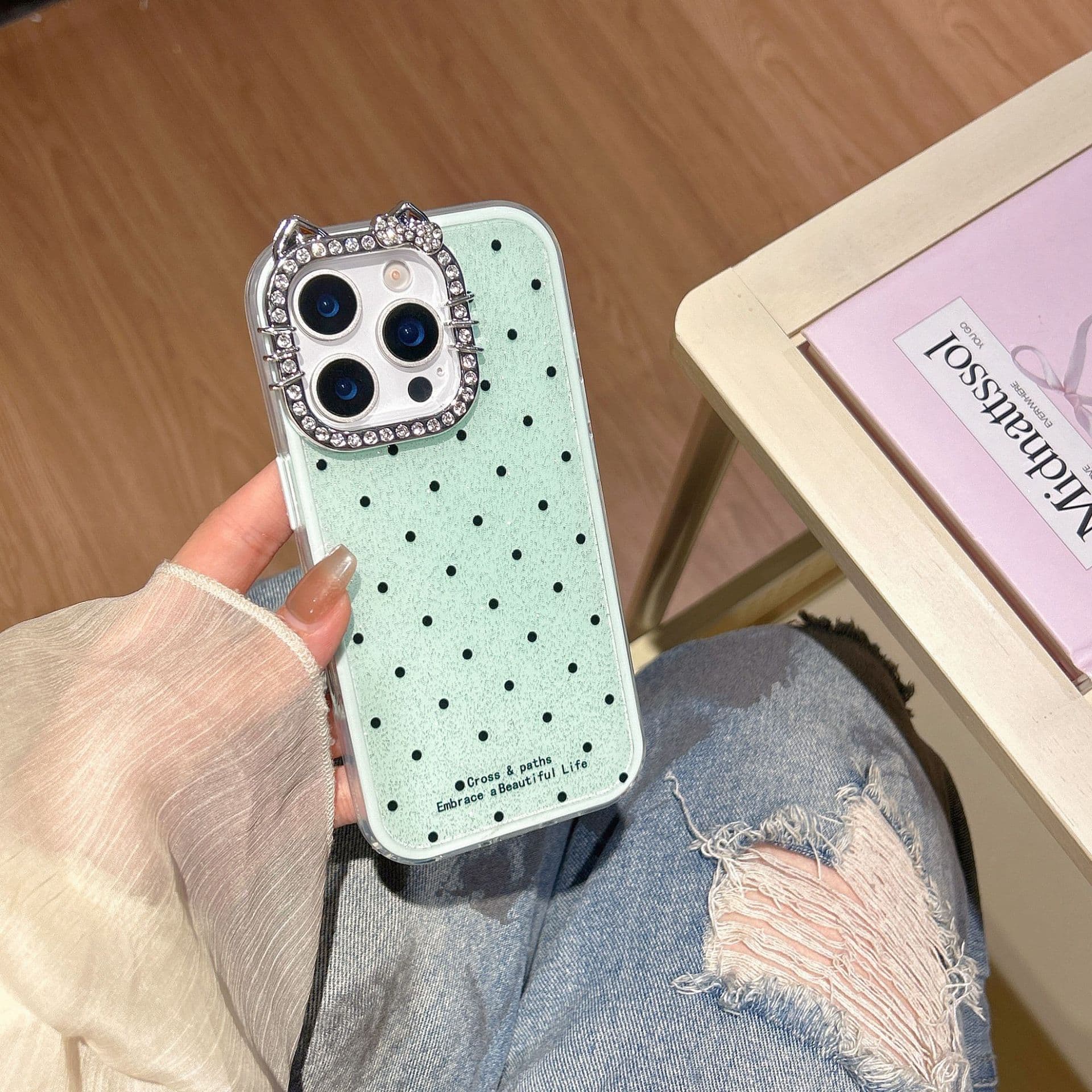 Internet celebrity high-looking polka dot suitable for iPhone17 mobile phone case 14 Apple 15 promax advanced 13 anti-fall 15 women 8