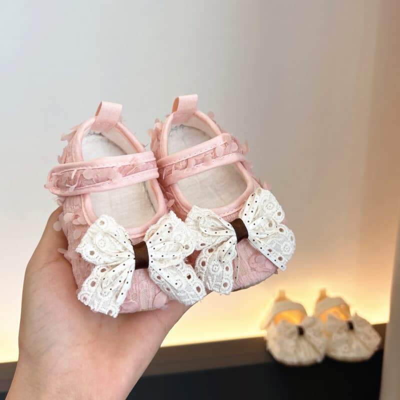 Spring and autumn baby shoes for baby girls 0 to 1 years old, soft-soled shoes, princess shoes, toddler shoes, 100-day-old cloth shoes, non-falling shoes 4
