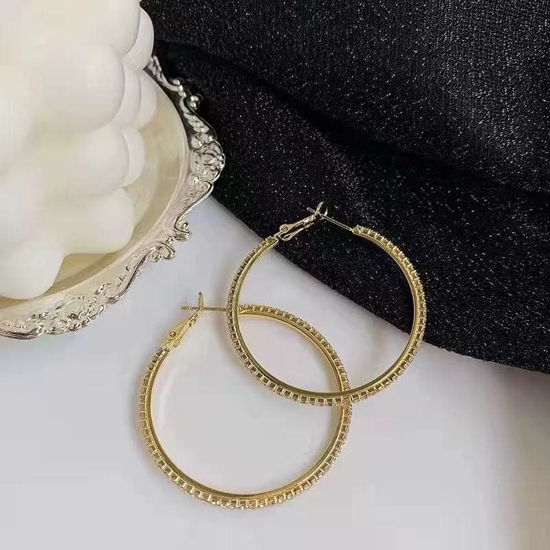 European and American fashion shiny C-shaped earrings, high-end, creative, simple rhinestones, exaggerated large, medium and small C-shaped earrings, 3 pairs 7