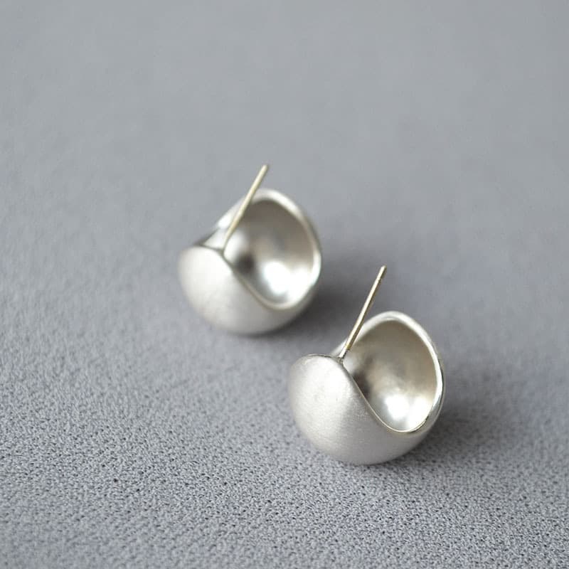 European and American niche design brass hollow hemisphere brushed gold-plated silver-plated ins high-end 925 silver needle earrings 2