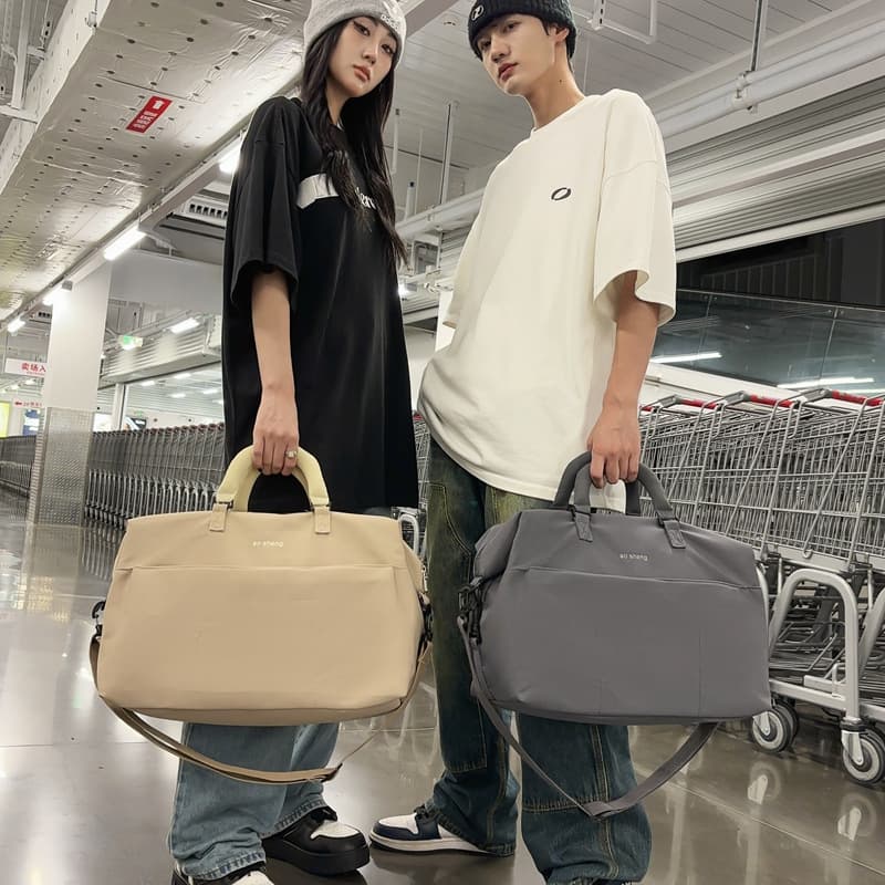 Business travel handbags, cross-border short-distance travel bags, men's and women's large-capacity luggage bags, sports backpacks, fitness bags 2