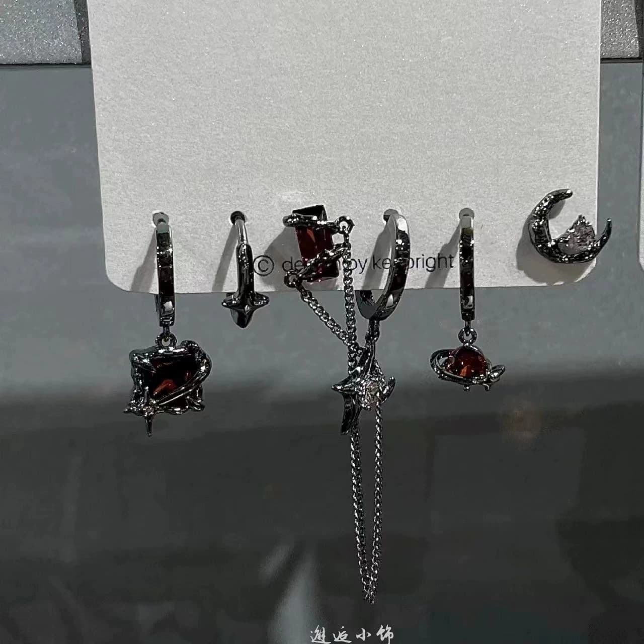 Super cool grl! Love zircon six-piece set of earrings, sweet and cool earrings, niche design set of earrings, earrings 10