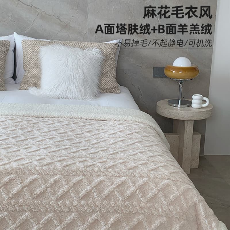 Winter taff fleece blanket thickened lamb coral velvet small blanket office nap blanket sofa blanket bed 5