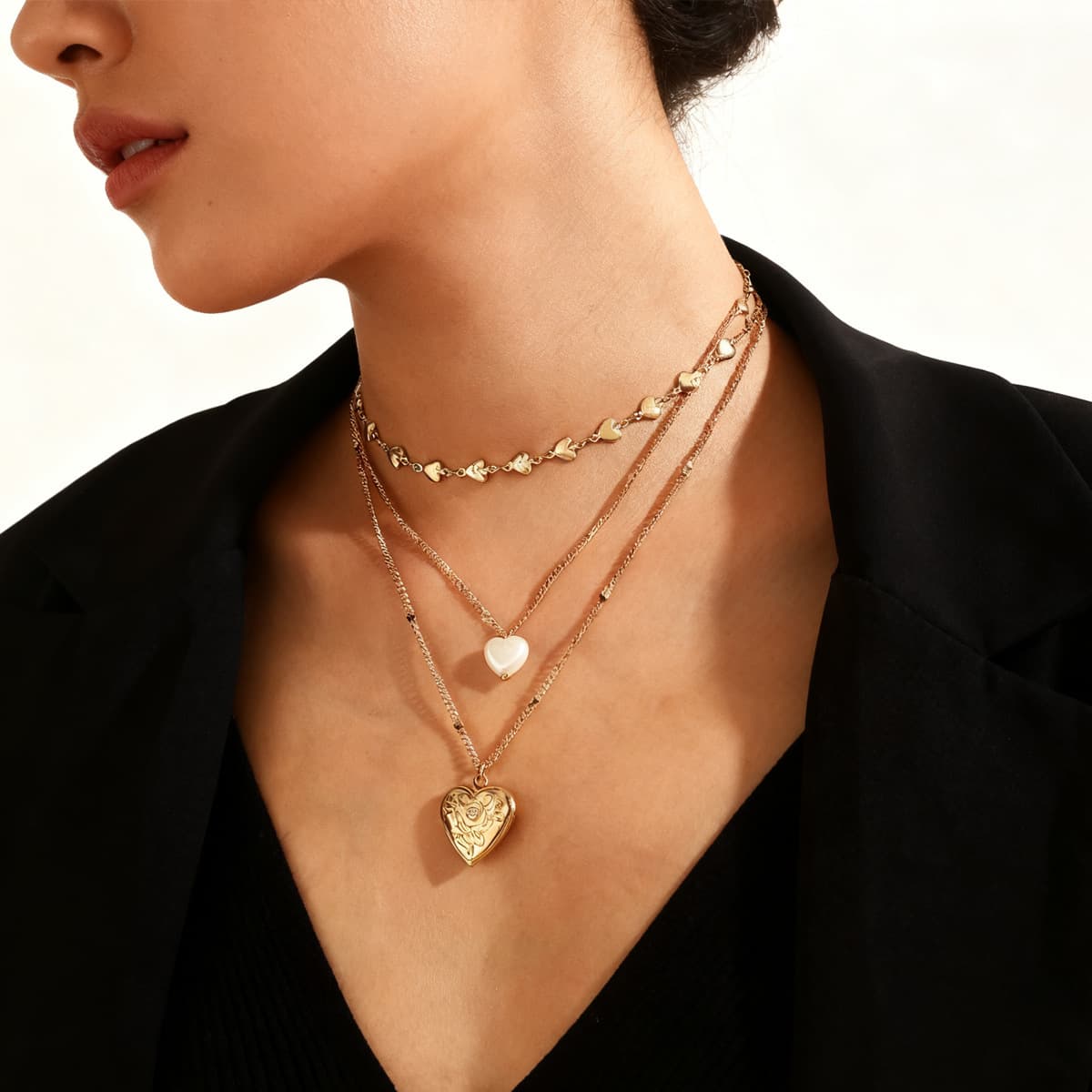 Cross-border jewelry imitation pearl necklace women's love pendant multi-layered necklace simple fashion clavicle chain choker 1