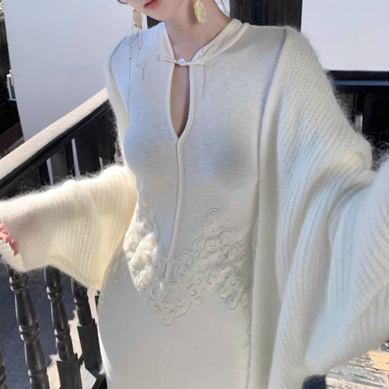 [Porcelain Flowers] New Chinese style retro buckle cheongsam slim dress with soft waxy knitted cardigan suit skirt 8